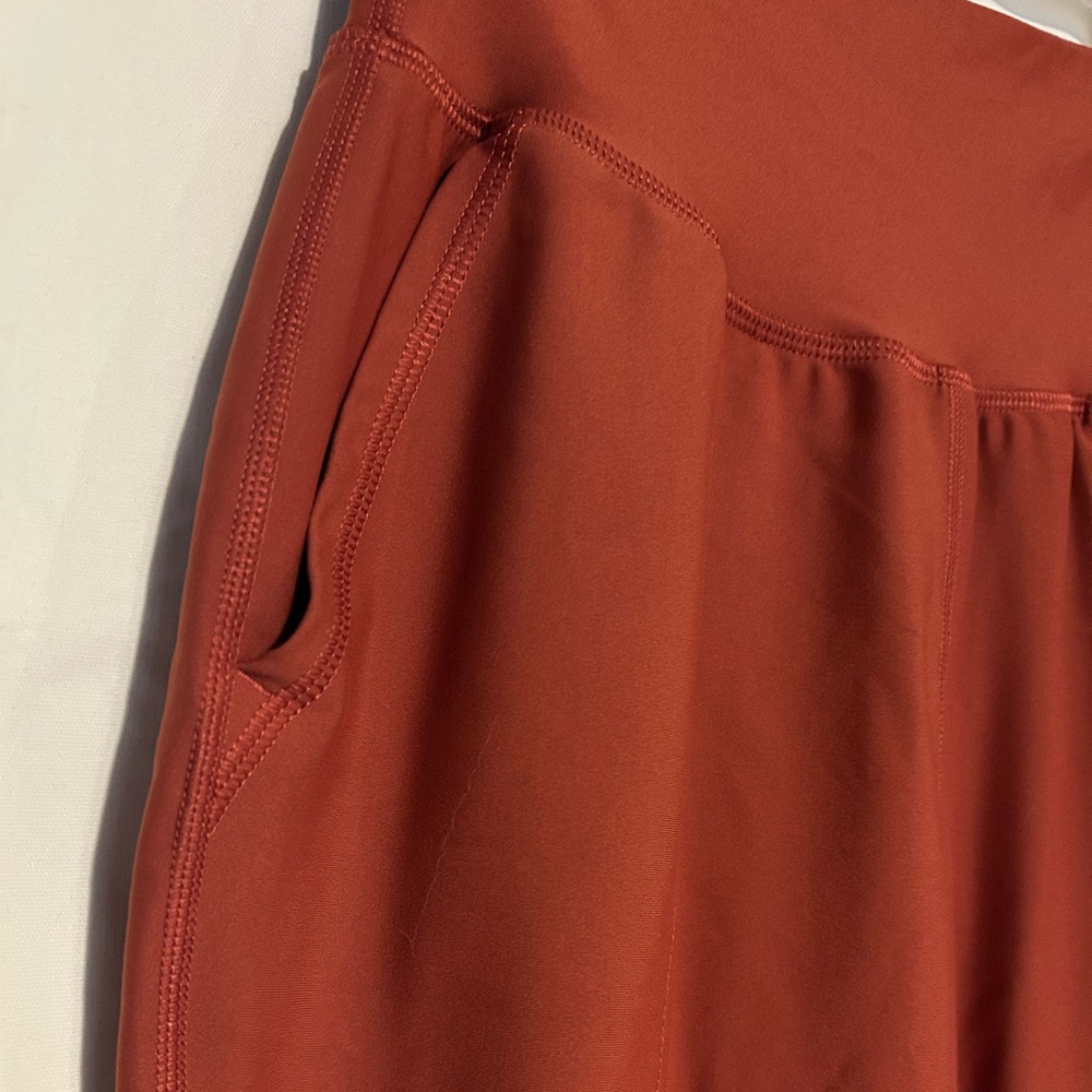 Old Navy Burgundy Jogger Pants - Picture 4 of 6